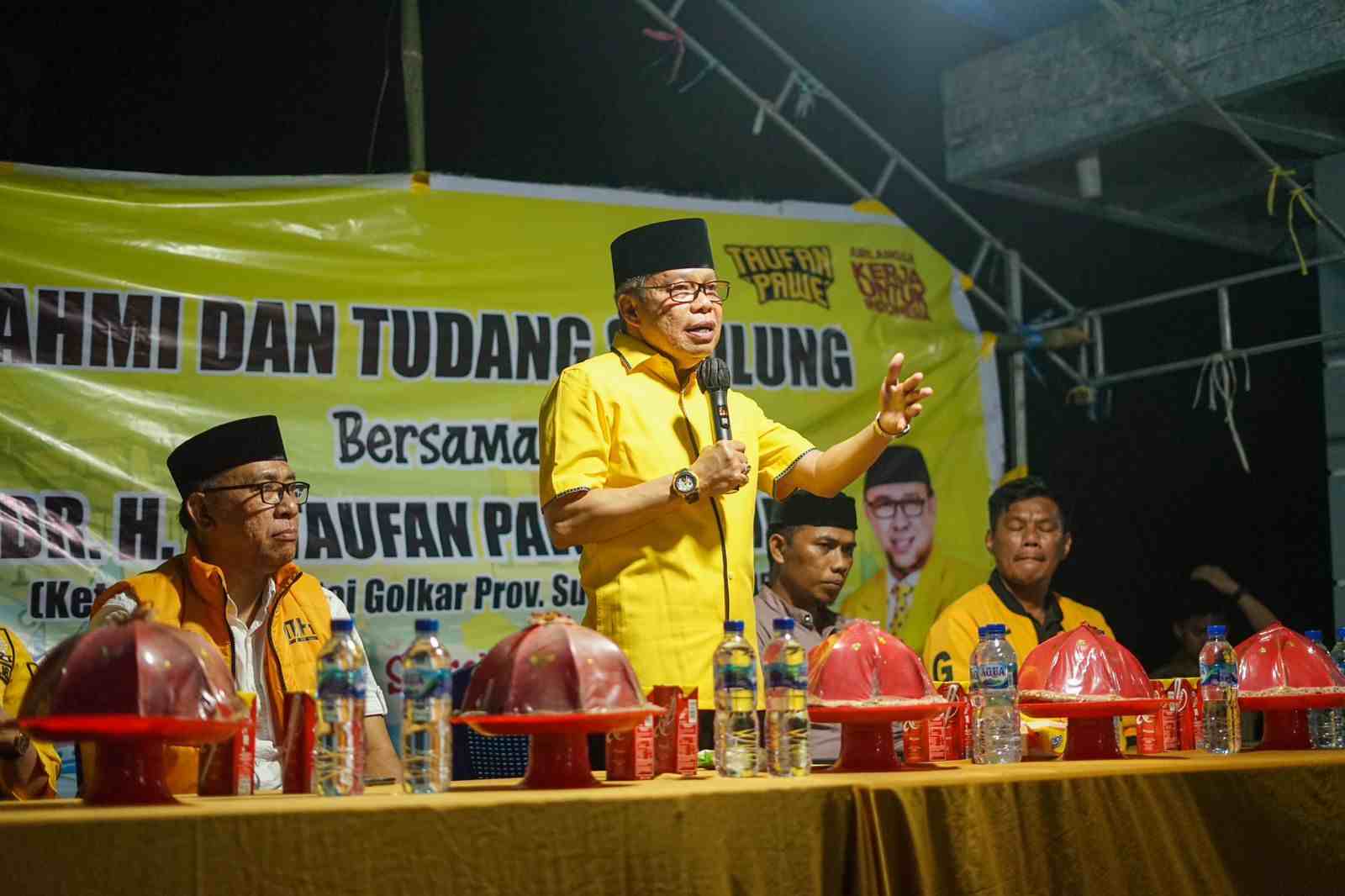 Ketua Golkar Sulsel, Taufan Pawe (TP) menemui tokoh dan masyarakat Kabupaten Bulukumba. (Dok.Ist)