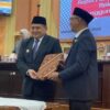 Wali Kota Makassar, Munafri Arifuddin Bersama Ketua DPRD Makassar, Supratman Saat Rapat Paripurna Pembahasan LKPJ 2024